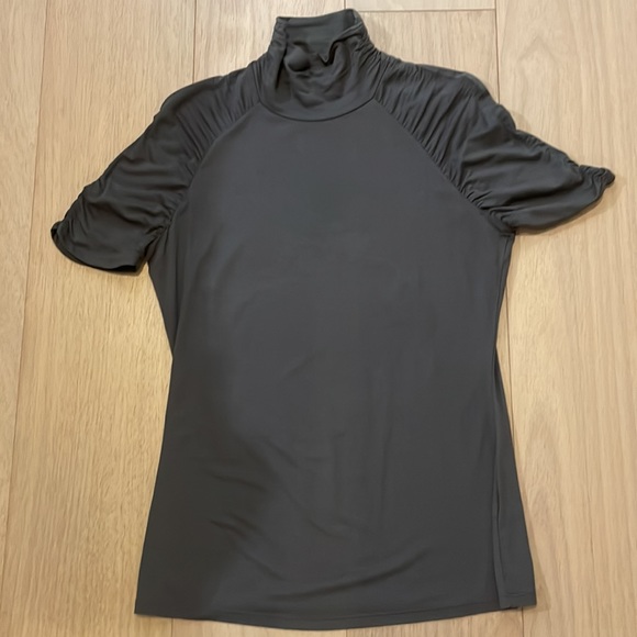 Two women’s turtlenecks, black size S, and olive green size M - Picture 2 of 8